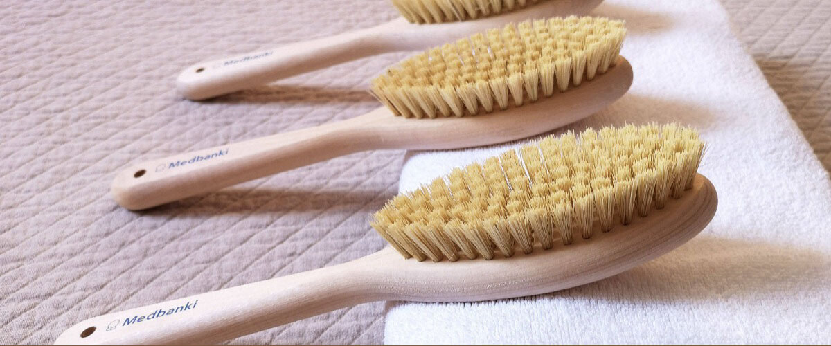 Brush for anti cellulite massage